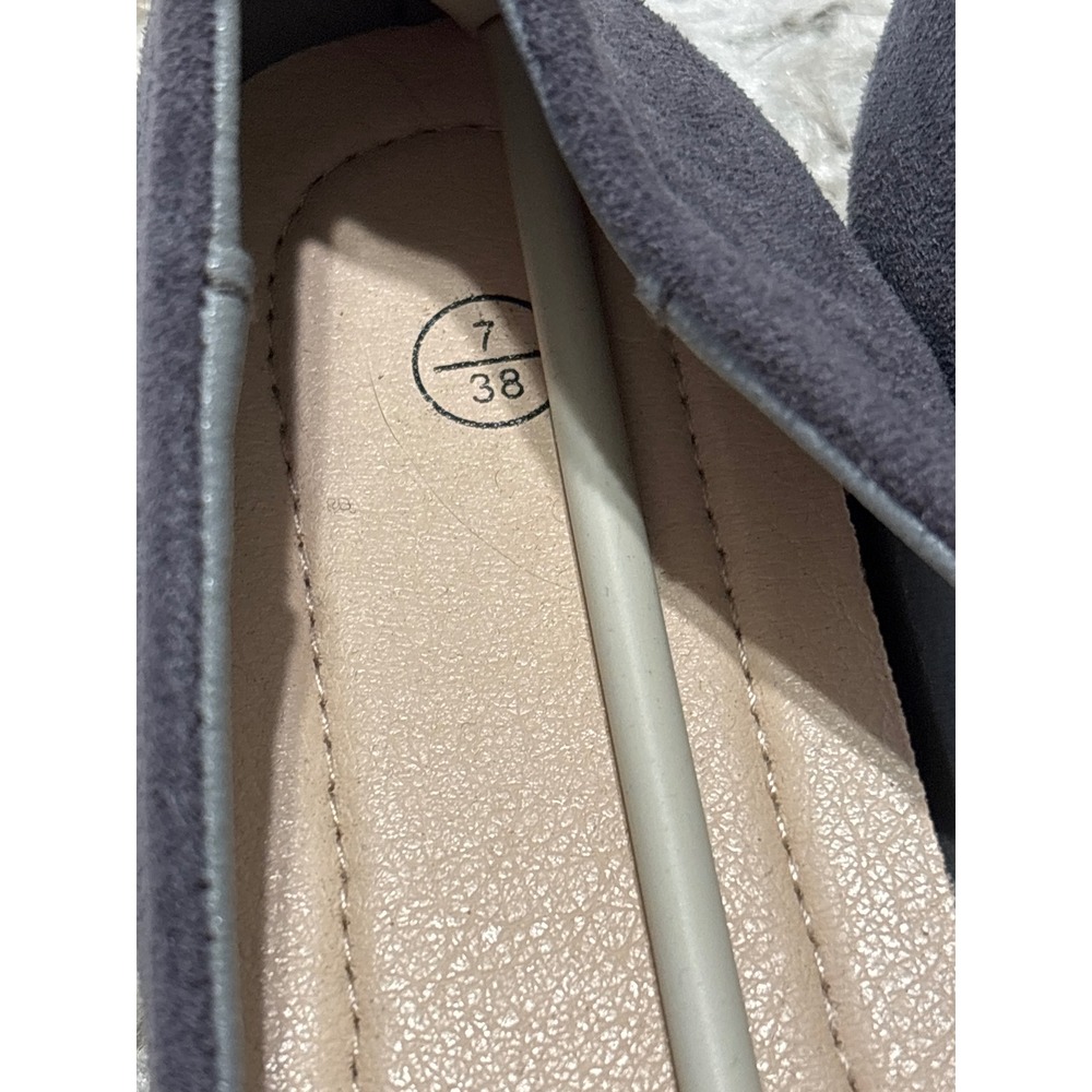 Gray Pointed Toe Flats Comfortable Slip On Casual Shoes Women's‎ Size 7 - Picture 2 of 4